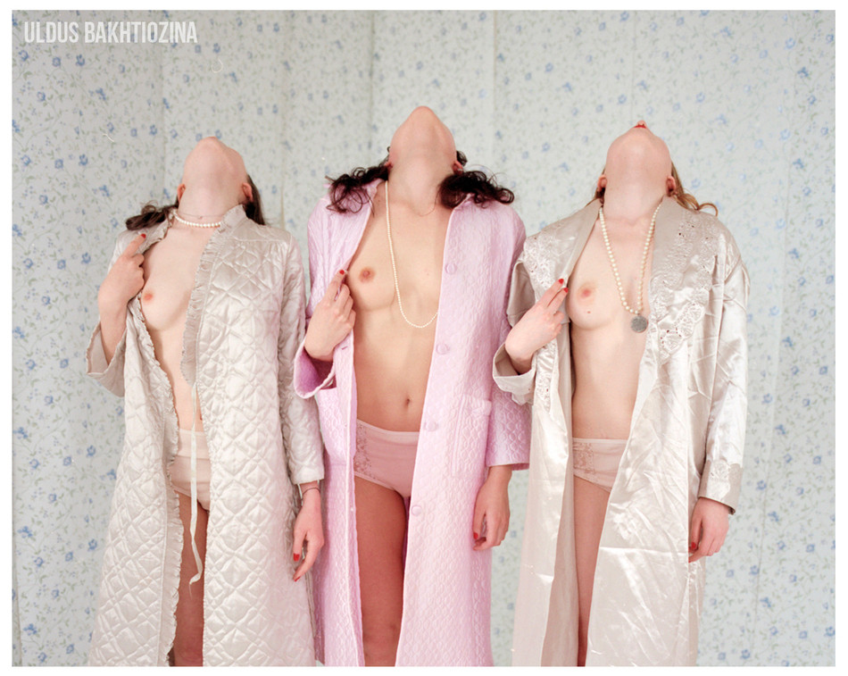 COLORS OF PINK WATER